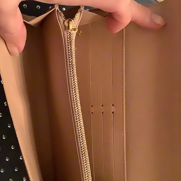 Authentic LV Monogram Vernis wallet - Picture 2 of 12